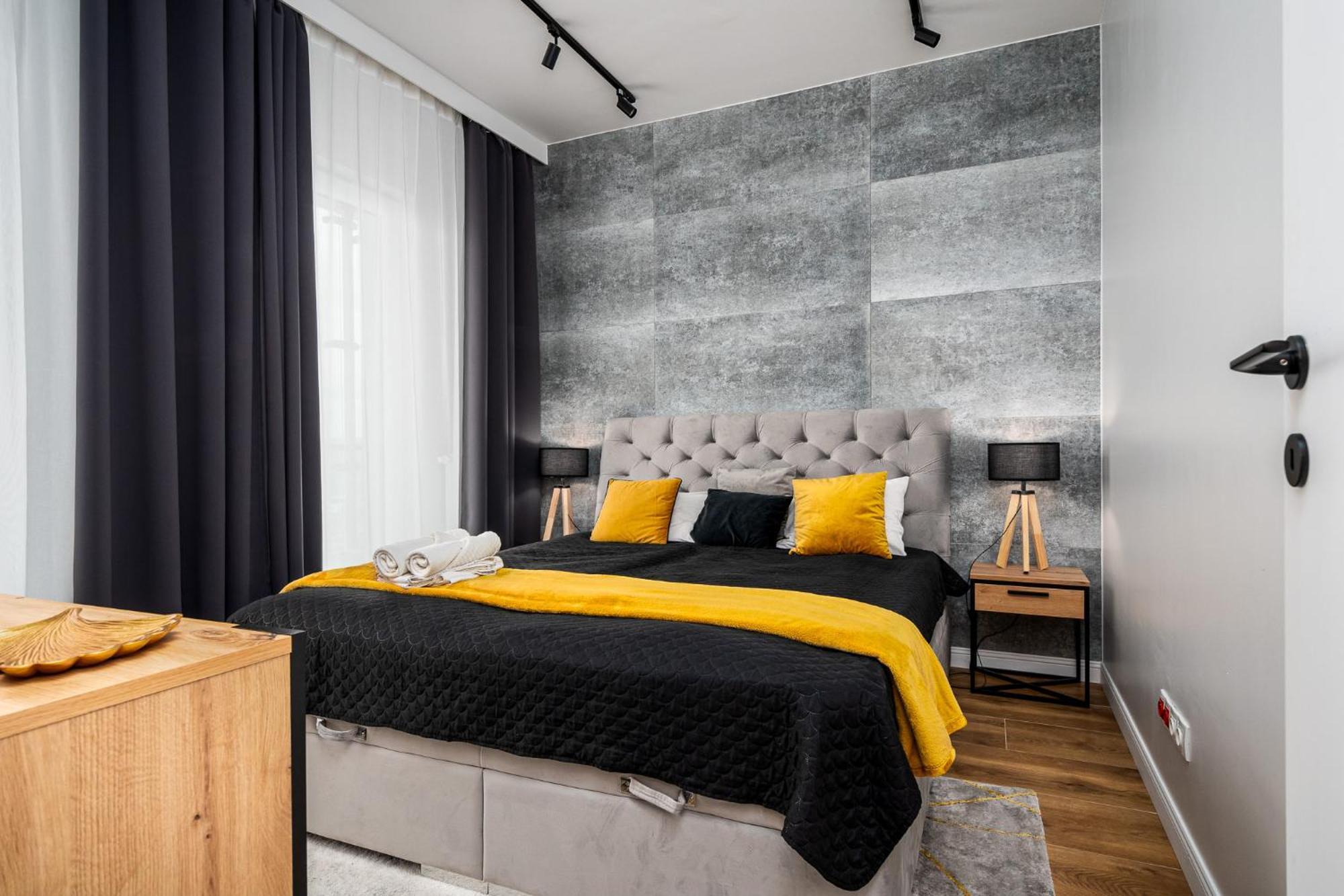 Wola Tower Deluxe Separate Bedroom With Free Garage - By Perfect Apart 华沙 外观 照片